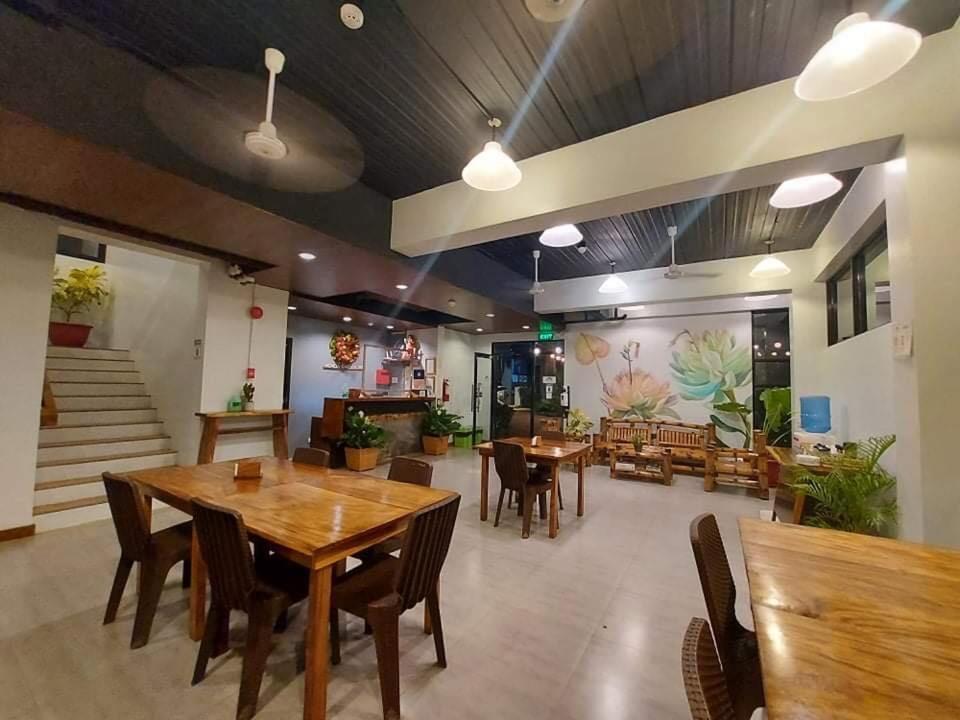 Acacia Garden Inn And Suites Coron Buitenkant foto