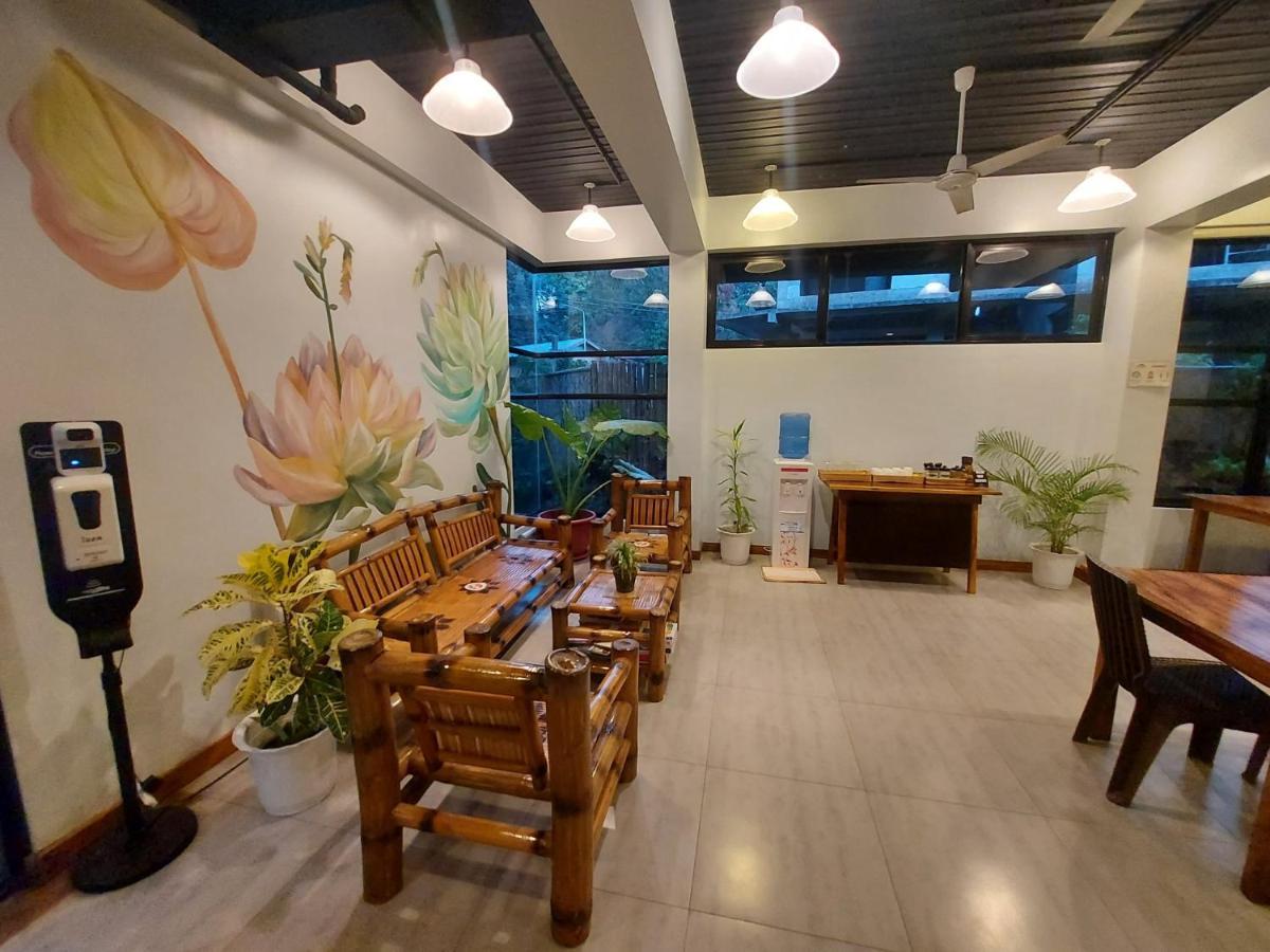 Acacia Garden Inn And Suites Coron Buitenkant foto